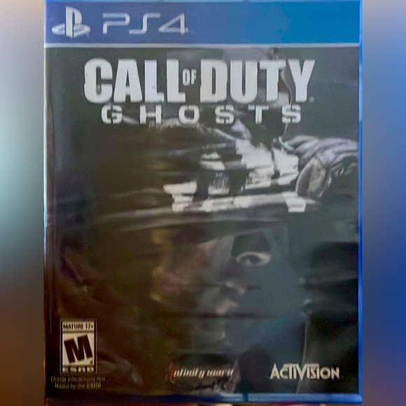 PS4 Game Bundle - Picture 10 of 11